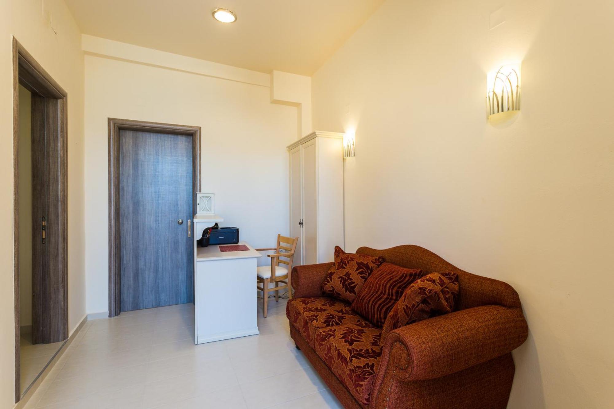 Polyxenia Suites Réthimno Kültér fotó