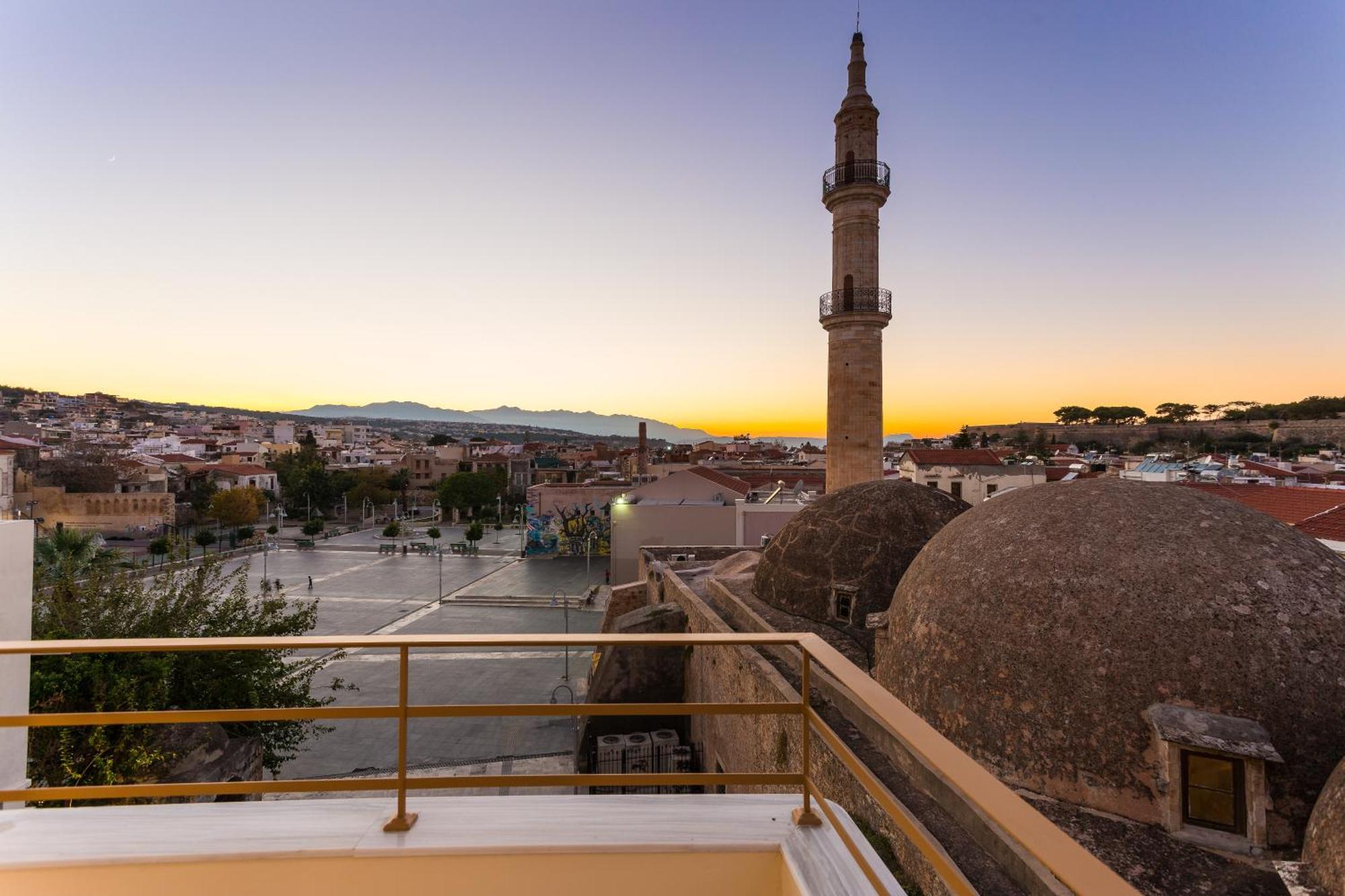 Polyxenia Suites Réthimno Kültér fotó