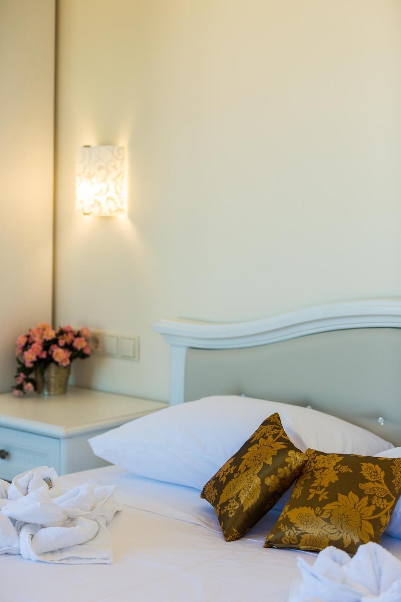 Polyxenia Suites Réthimno Kültér fotó