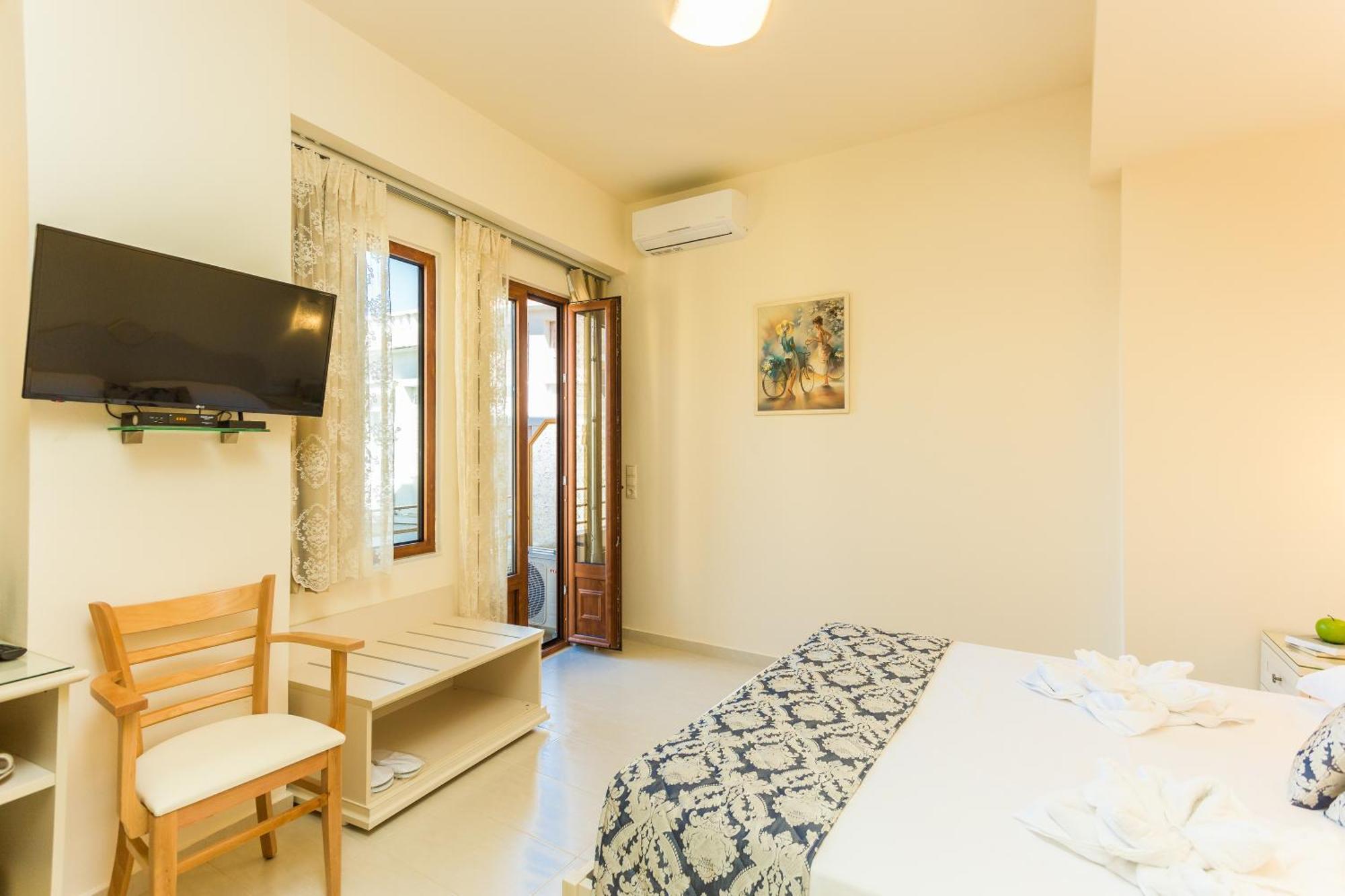 Polyxenia Suites Réthimno Kültér fotó