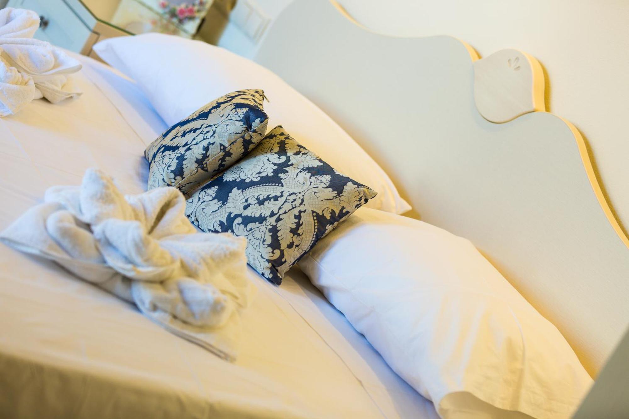 Polyxenia Suites Réthimno Kültér fotó